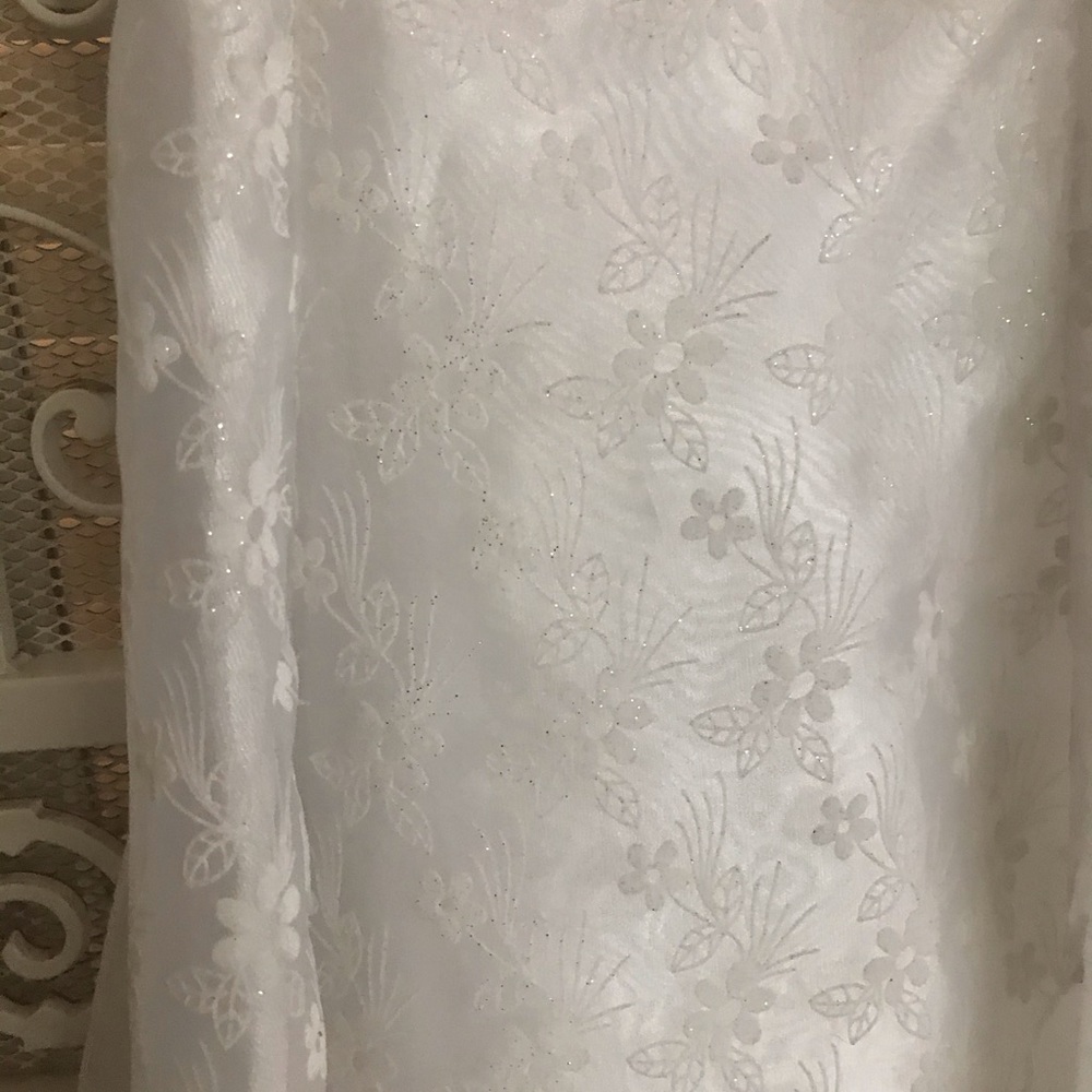 Dress - Picture 3 of 5